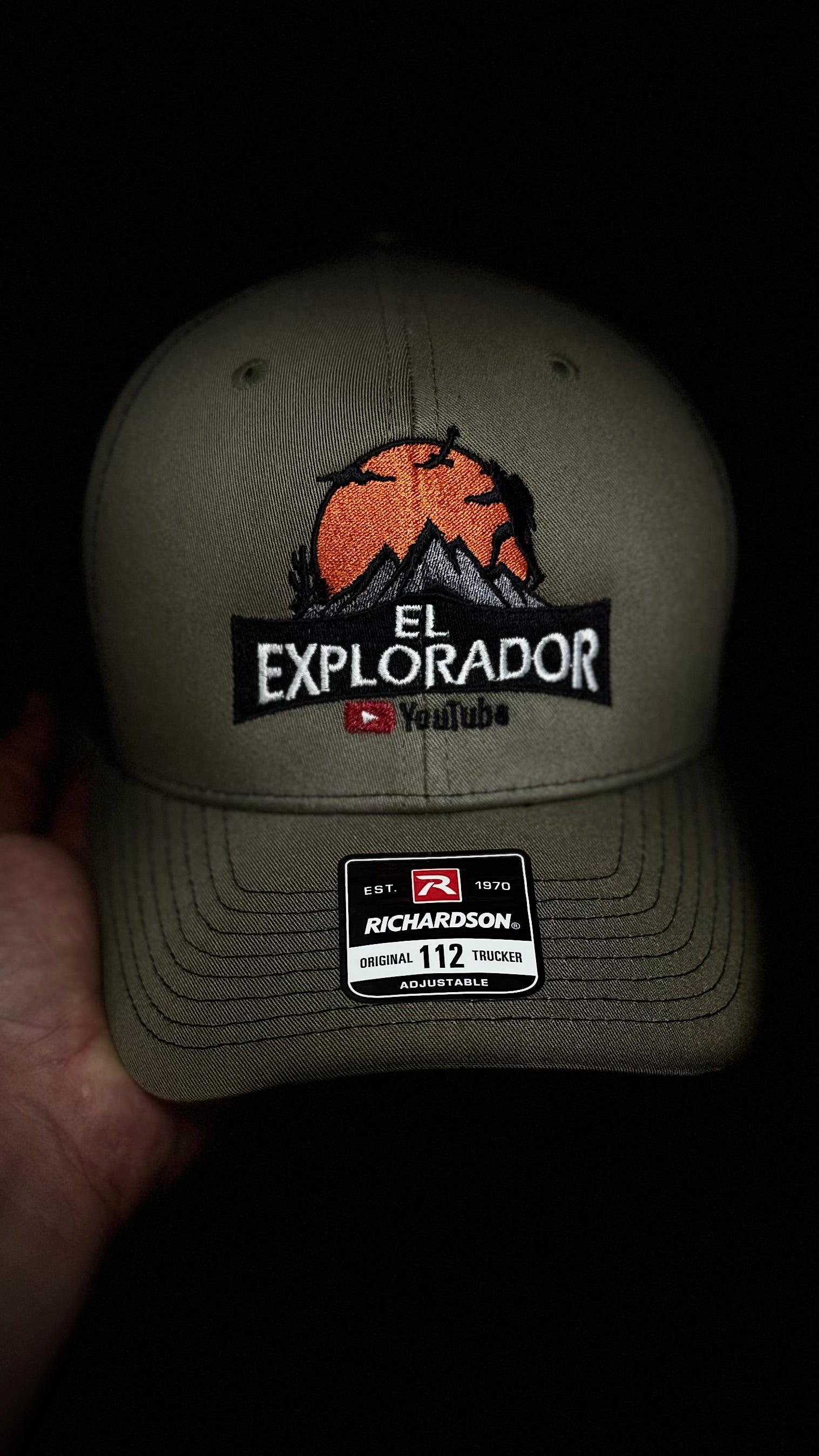 EL EXPLORADOR OD Green On Black Hat